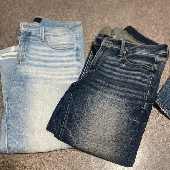 Buckle Women's Ankle & Cropped Jeans - Light and Dark Wash - Picture 1 of 9